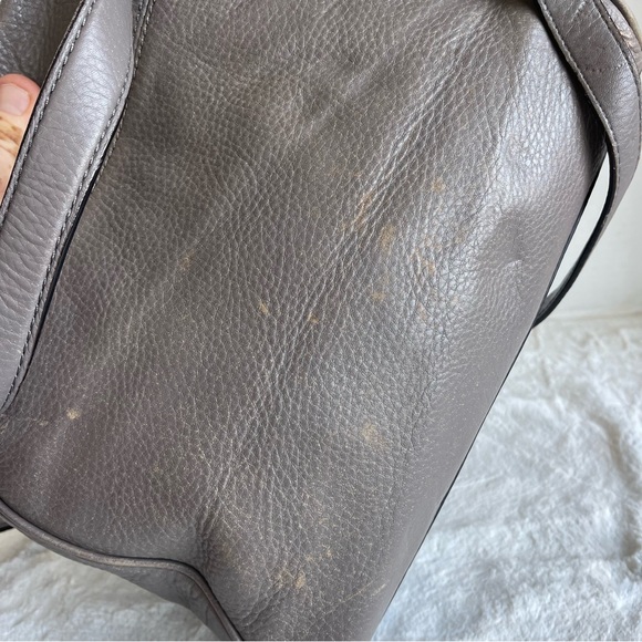 Kate Spade Gray Bag With Snake pattern . - Picture 6 of 17